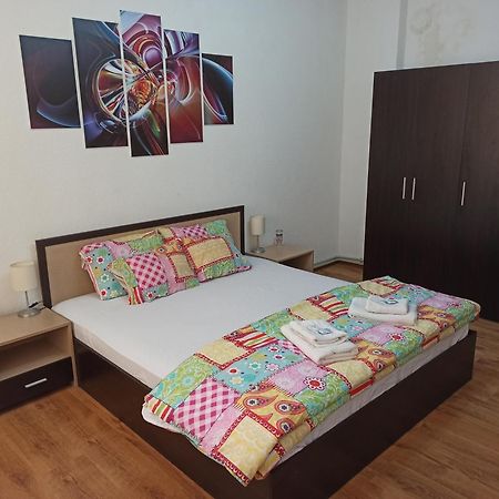 Guest House Ganovi Kalofer Δωμάτιο φωτογραφία