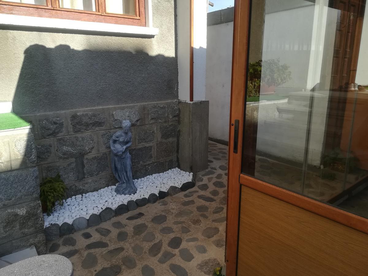 Guest House Ganovi Kalofer Εξωτερικό φωτογραφία
