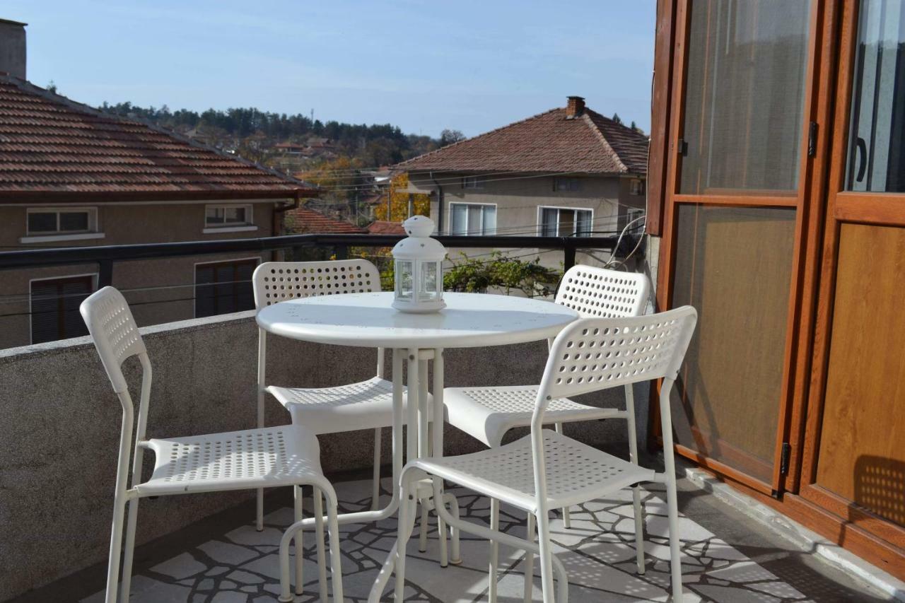 Guest House Ganovi Kalofer Εξωτερικό φωτογραφία